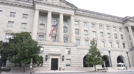 US: U.S. retail sales barely grow in April