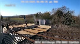 UK: Emergency Closure Ordered After People Lay on Live Rail at South Yorkshire Level Crossing