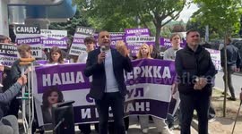 Moldova: Hundreds of Moldovans protest to demand lifting of house arrest on Gagauz leader Gutul