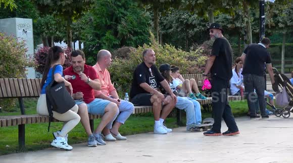 Girl gets artificial breasts (unedited prank)