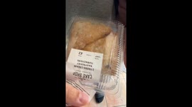 Woman finds a fly instead of a raisin in her raspberry turnover