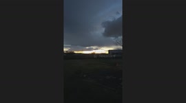 Man stresses his creative superpowers to come up with the most absurd description of unique cloud