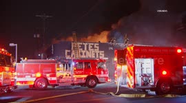 US, Los Angeles: Chesterfield Square Major Structure Fire