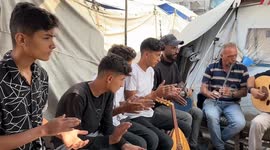 Palestinians find solace in music amid Israeli destruction and blockade in Gaza (1)