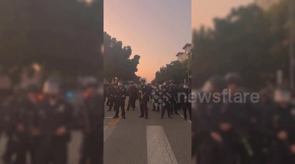 US: Protests continue in Los Angeles over ICE raids, detentions (2 ...