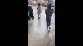 Spontaneous prayer: Little girl’s unexpected gesture goes viral