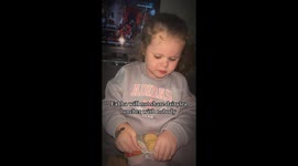 Sassy girl won't share her Luncher