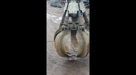Recycling Crane Makes Parkour Snail Zoom