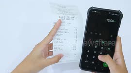 Smartphone calculator bill after paying