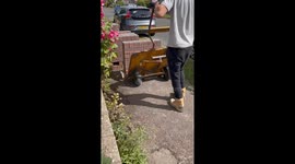 Construction Crew Shows Off Clever Work Techniques