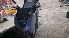 Cobra caught hiding inside motorcycle in the Philippines