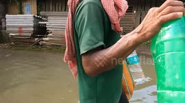 India: A flooded village in Ghatal 3