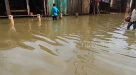 India: A flooded village in Ghatal 2