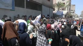 Gaza Strip: Gaza communities protect aid distribution from looting, chaos