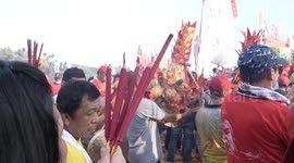 Indonesia: Bakar Tongkang Festival celebrated in Indonesia