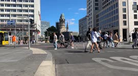 Berlin street scenes unfold amid economic downturn