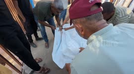 Funerals held for 16 Palestinians killed in Israeli raids on makeshift tents in Khan Younis (2)