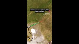 Quick thinking, fast flying: Aerial firefighter drops water bucket on lightning fire