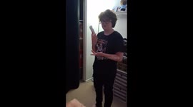 Unexpected tech lesson when dad learns candles can replace Wii sensor bar in viral TikTok video