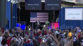 US: JD Vance addresses supporters in Pennsylvania