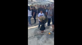 Un gran detalle de una pequeña persona