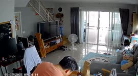 Power bank explodes in flames inside family's living room