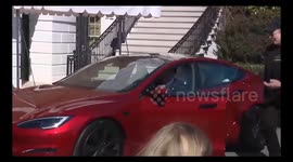 US: Trump denies plans to destroy Musk companies, says he wants all businesses to 'thrive'