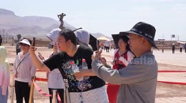 China: Summer vacationers flock to hottest place in China