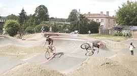 Pumptrack Wipeout! Female Rider's Unexpected Crash Caught on Camera