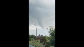 Canada: Funnel Cloud Spotted in Southern Manitoba Amid Tornado Warnings