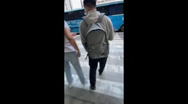 Woman trips while rollerblading over road crossing