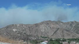 US, Los Angeles: Val Verde Canyon Fire
