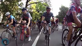 Newsflare Edit - Large bike (bicycle) race crash in Central Park, NYC