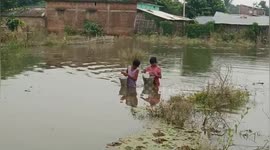 Villages swamped with floodwater as Ganges River overflows in India