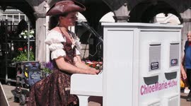Piano bike busker Chloe Marie Aston visits Kent, UK