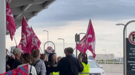 Canada: Air Canada flight attendants' strike continues, disrupting travel for thousands