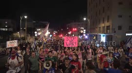 Israel: Israeli protesters block Tel Aviv–Jerusalem highway to demand release of hostages in Gaza