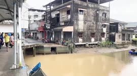 Family rescued after car plunges into canal when GPS bungles route