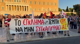 Greece: Protesters in Greek capital honor Tempi train crash victims, urge justice