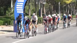 China: Int'l cyclists battle it out as Tour of Binzhou held in east China