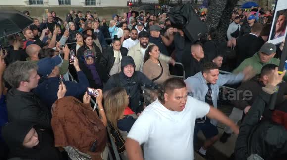 Thousands attend vigil in London, UK, for Charlie Kirk where Haka dance takes place