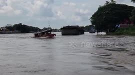 Cargo barge nearly crashes into historic fortress after rope almost snaps