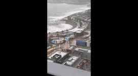 Super Typhoon Ragasa slams with strong waves and flooding in Hong Kong