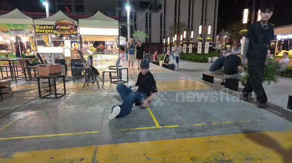 Kalare Market Comes Alive:  Watch This: Expert Breakdance Team Performing Amazing Stunts in Thailand