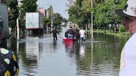 Mexico: Boat Rescues Residents Amid Flooding On Vicente Villada Avenue