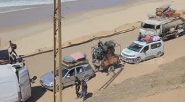 Desperate Palestinian families evacuate as Israel announces road closure