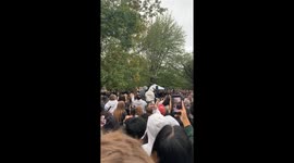 Chaos at Daniel Caesar pop up concert as objects thrown at fans blocking view