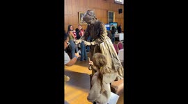 Marie Curie living statue stuns at TechFest—Tribute captivates Aberdeen crowd