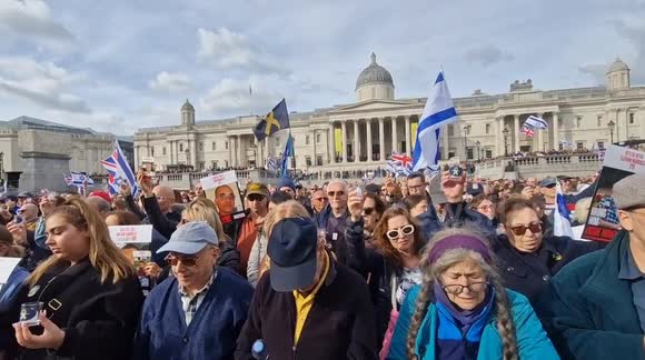 British Jewish community observe a minute silence ahead of second anniversary of October 7th attack