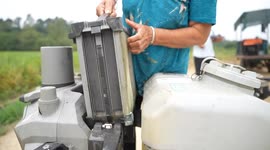 China: 82-year-old grandma embraces modern technologies in farming